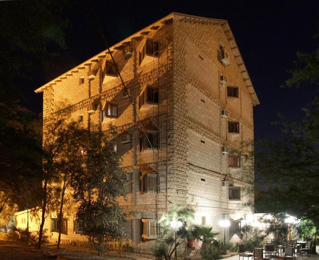 Hotel Club Ramon Mitzpe Ramon Exterior photo